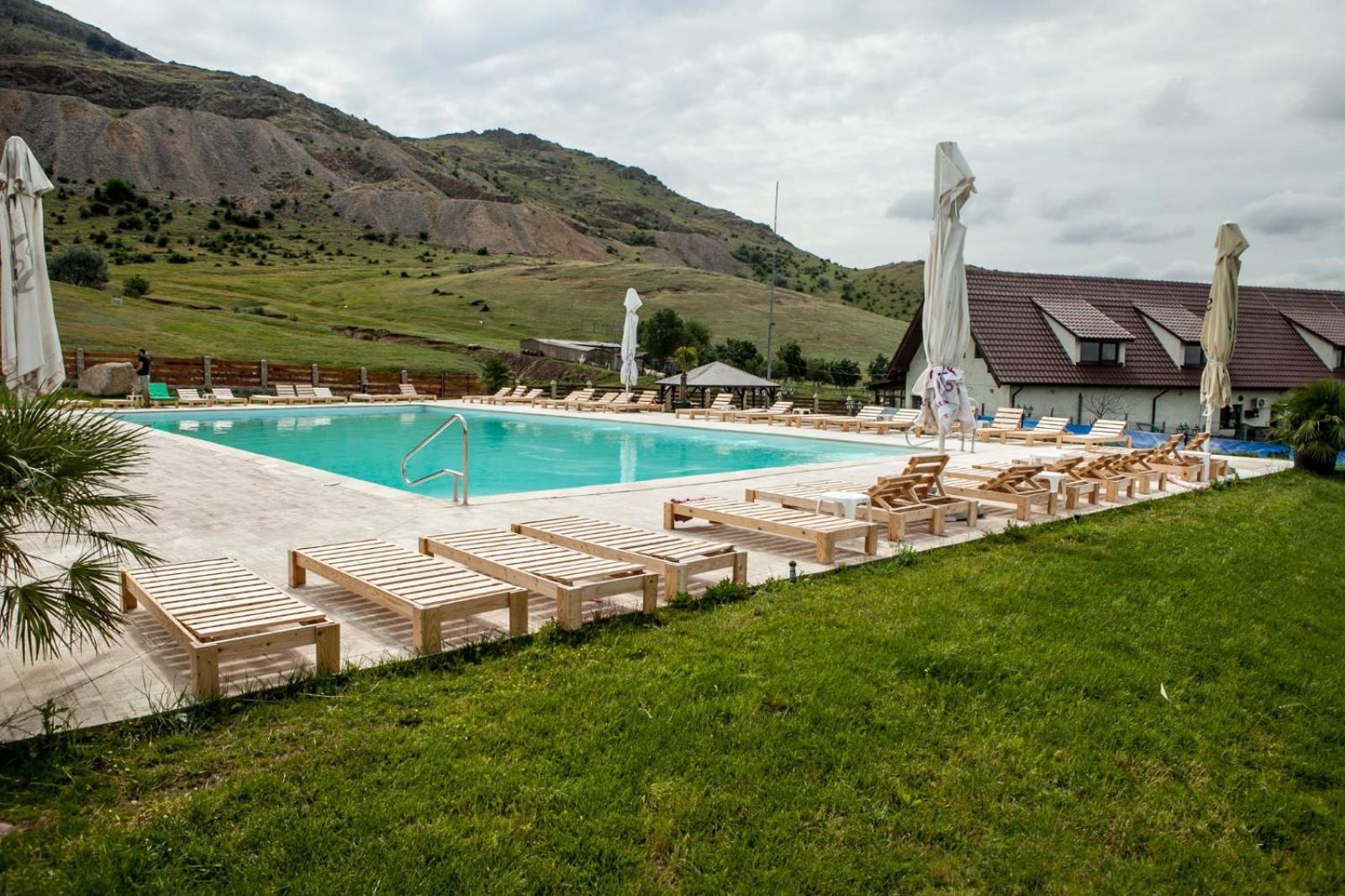 Hotel Relax à Greci Extérieur photo
